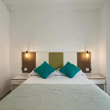 Apartment C91 - Two Bedroom Next To Alcazaba